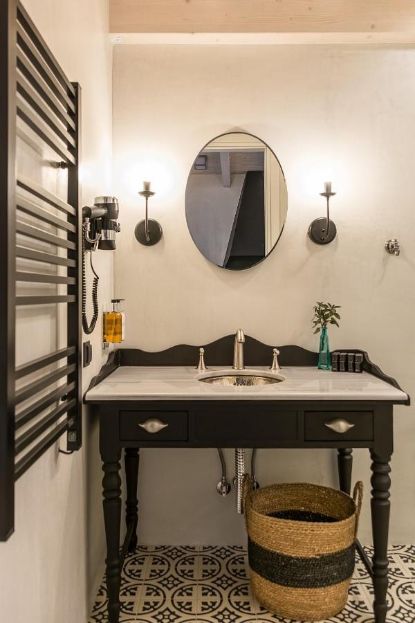 Pomegranate Suites Kavala Extérieur photo