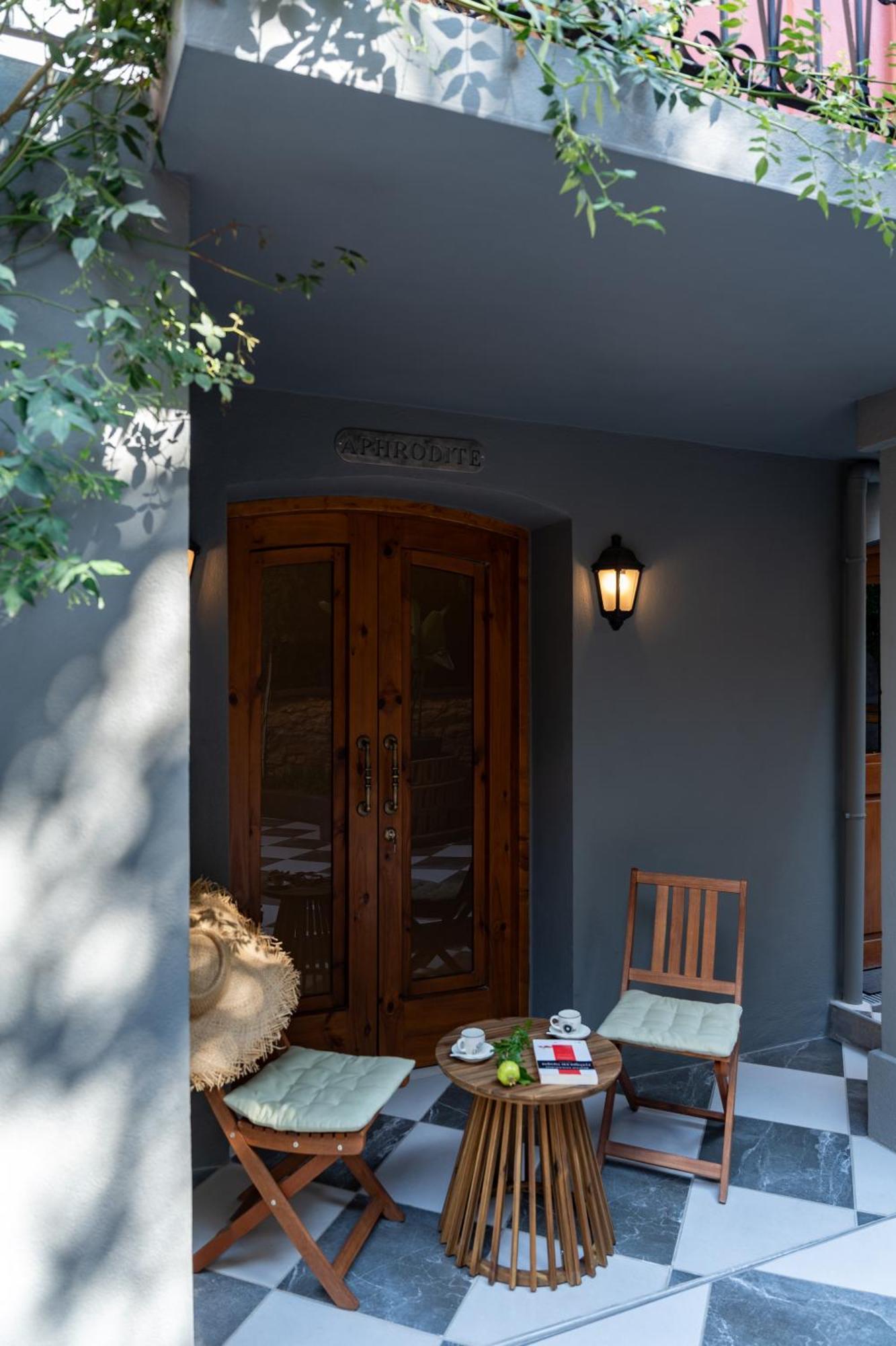 Pomegranate Suites Kavala Extérieur photo